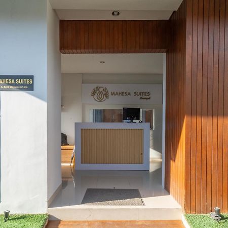 Mahesa Suites Seminyak Екстериор снимка