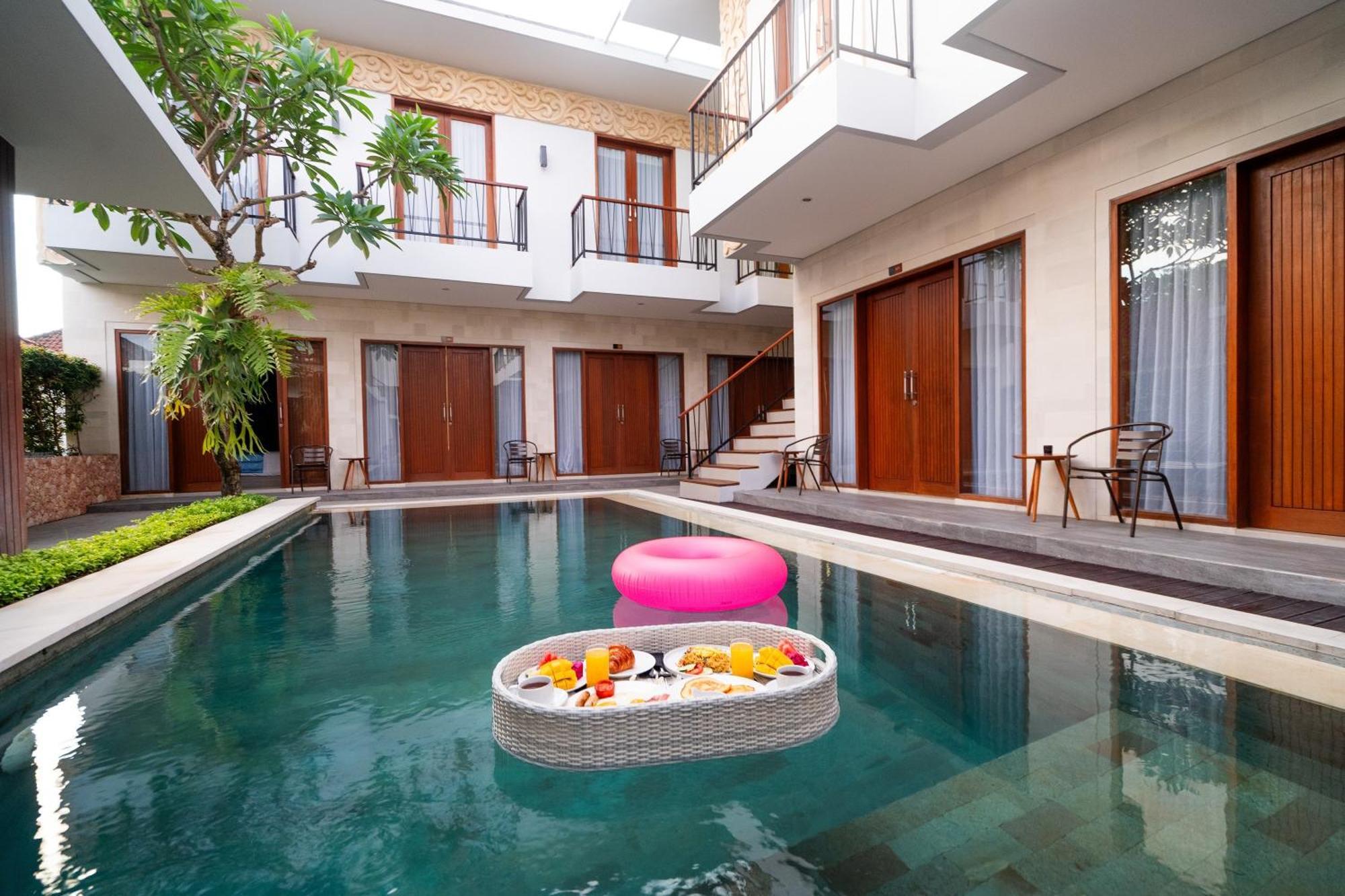 Mahesa Suites Seminyak Екстериор снимка