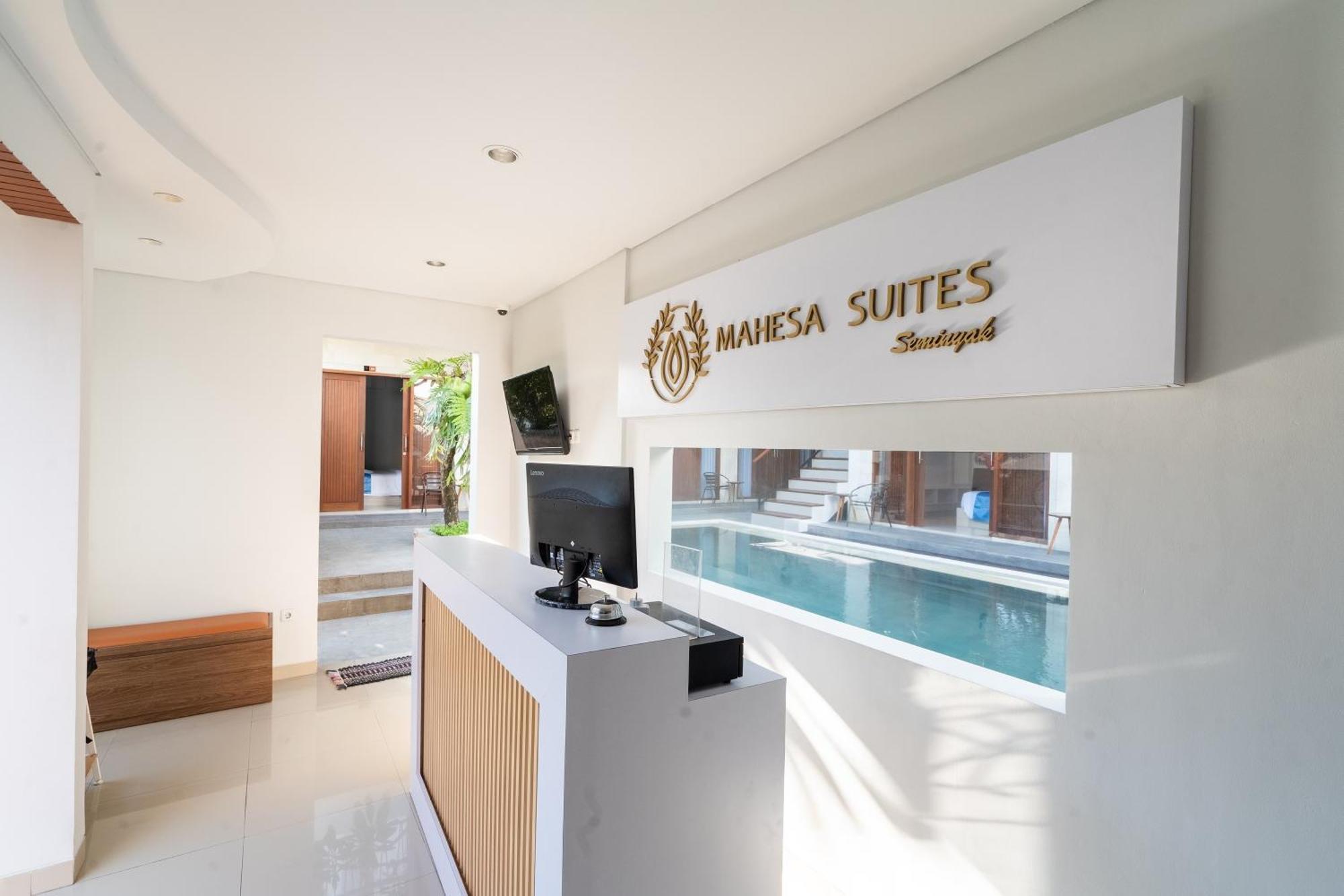 Mahesa Suites Seminyak Екстериор снимка