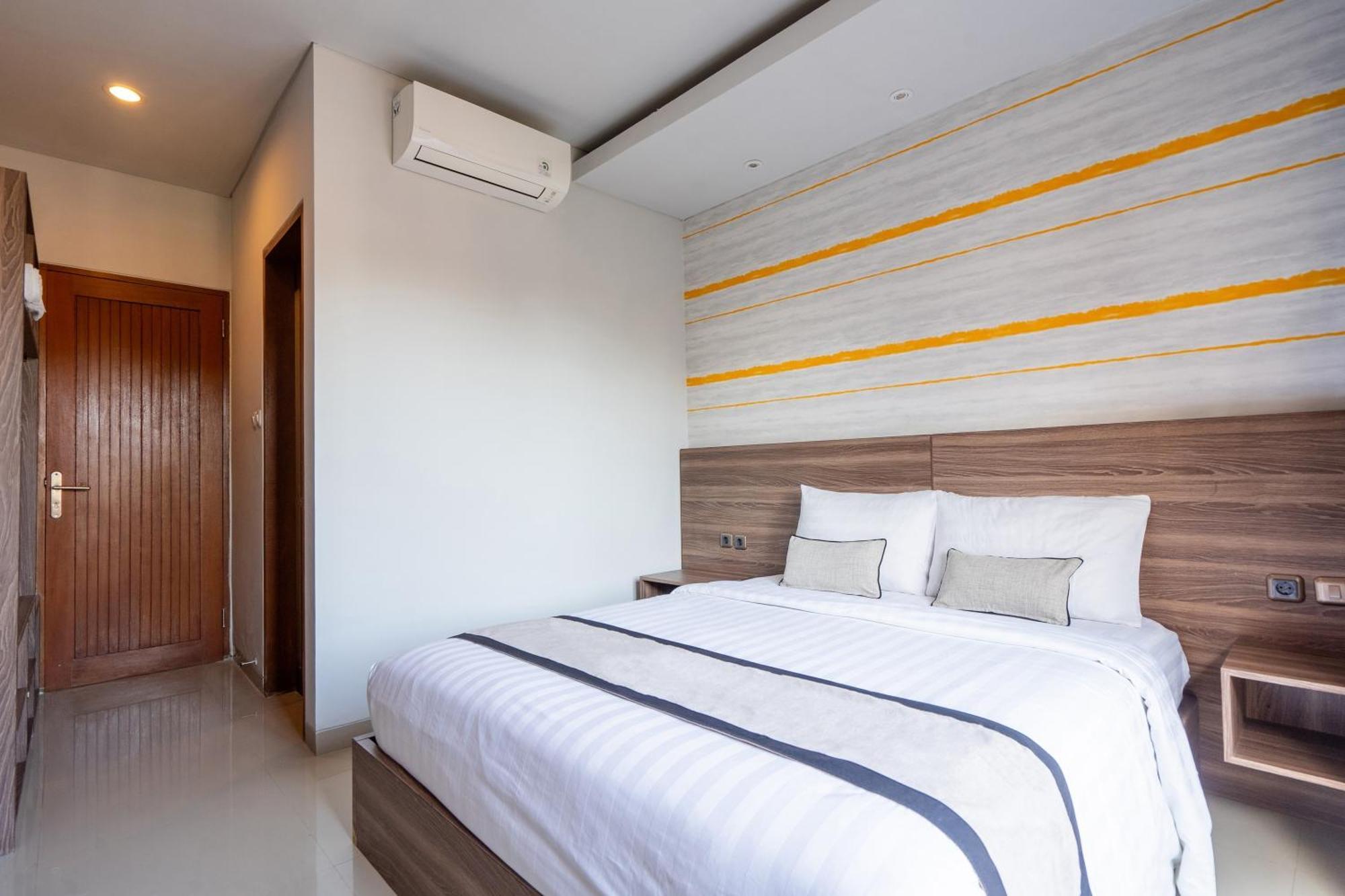 Mahesa Suites Seminyak Екстериор снимка