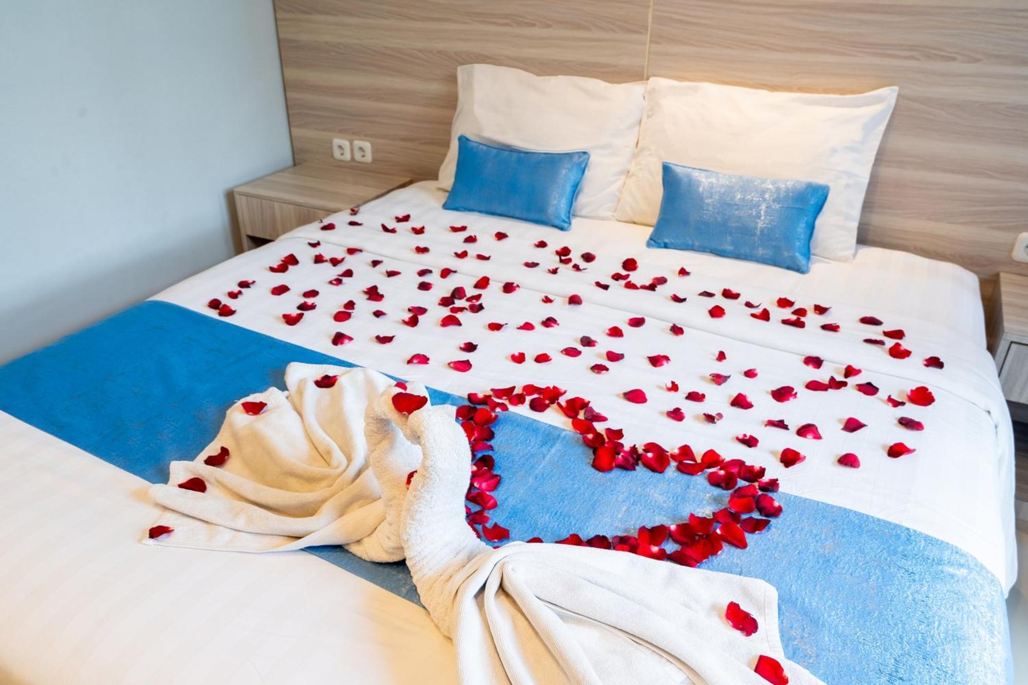 Mahesa Suites Seminyak Екстериор снимка